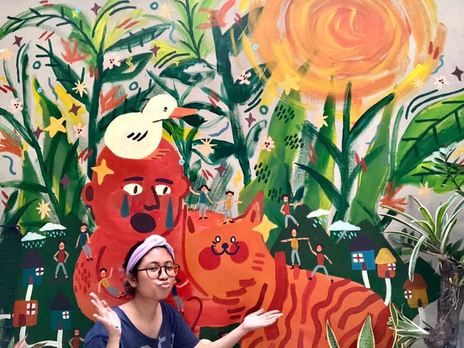 Giant Friends and Tiny People